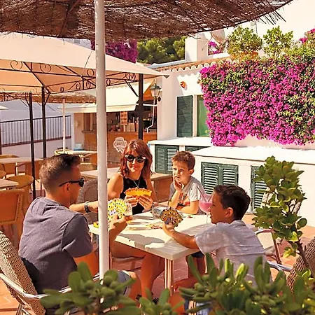 Pergolas Hotel Es Mercadal